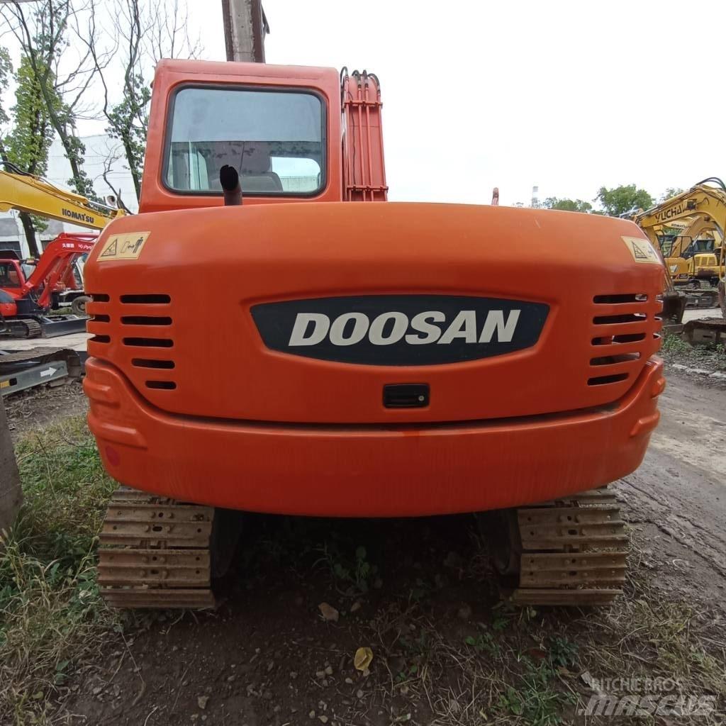Doosan DH 80 Minikoparki