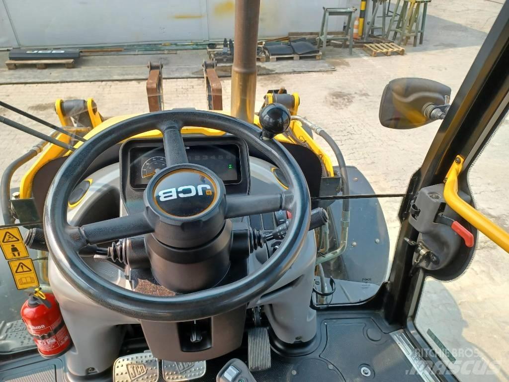 JCB 3CX PLUS AEC Koparko-ładowarki