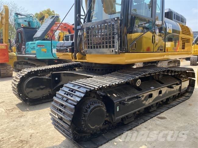 CAT 330 D2L Koparki gąsienicowe