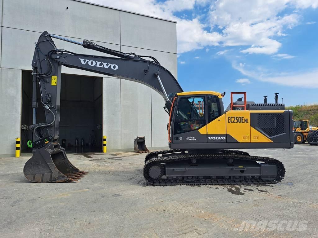 Volvo EC250ENL Koparki gąsienicowe