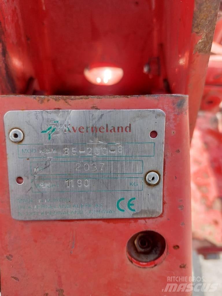 Kverneland EM 85 4 Pługi obrotowe