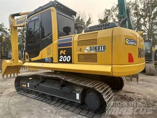 Komatsu PC 200-8 Koparki gąsienicowe