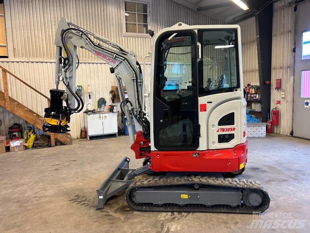 Takeuchi TB325 Minikoparki