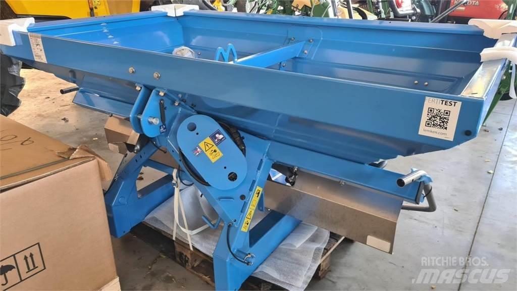 Lemken SPICA 8/900 Rozrzutnik nawozów mineralnych