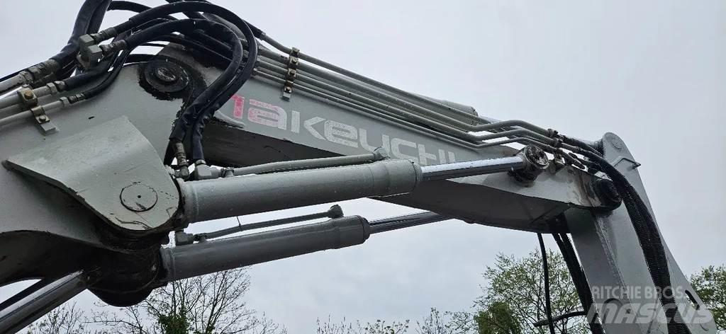 Takeuchi TB 175W Midikoparki  7t - 12t