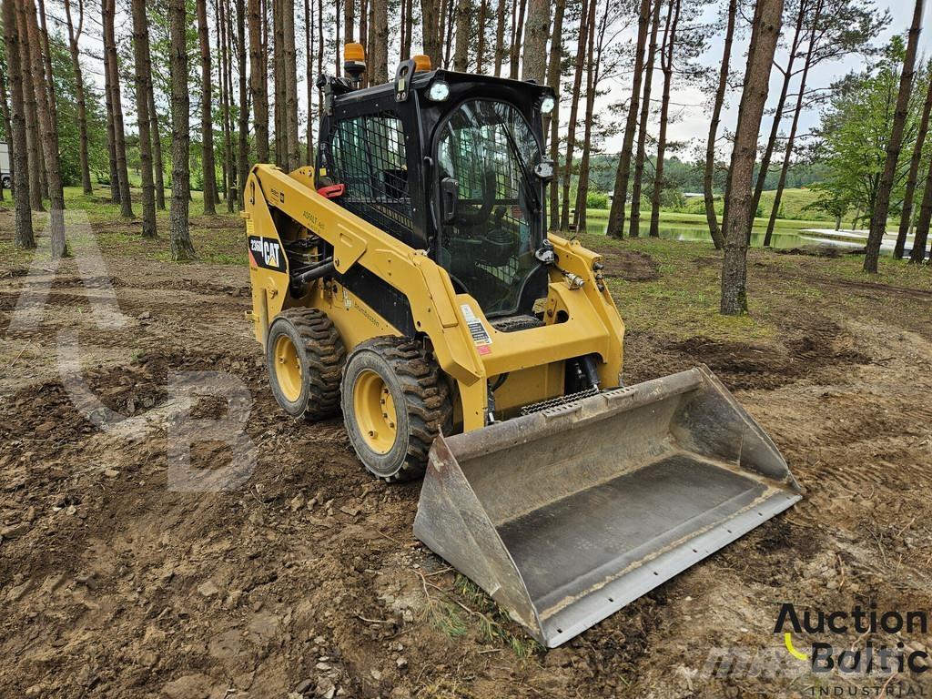 CAT 236 D Ładowarki burtowe
