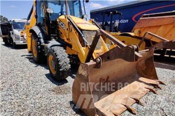 JCB 3CX 4X4 Koparko-ładowarki