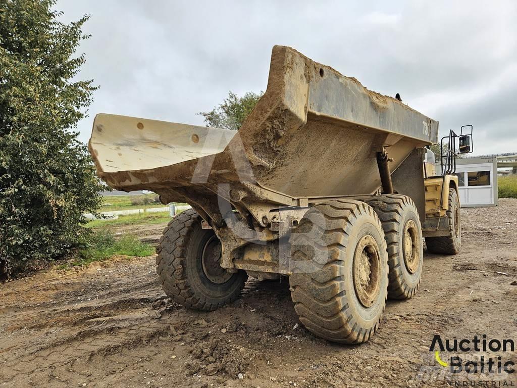 CAT 730 Wozidła przegubowe