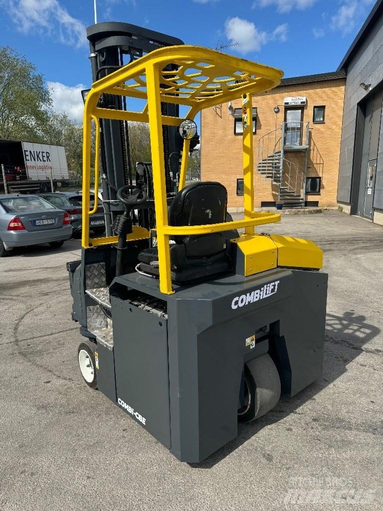 Combilift CBE3000 Wózki widłowe czterokierunkowe