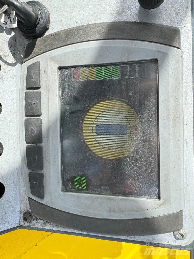 Combilift CBE3000 Wózki widłowe czterokierunkowe