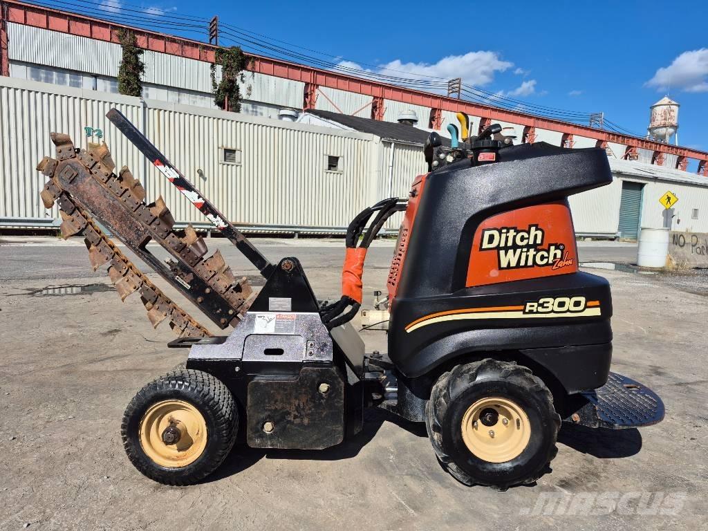 Ditch Witch R300 Koparki łańcuchowe
