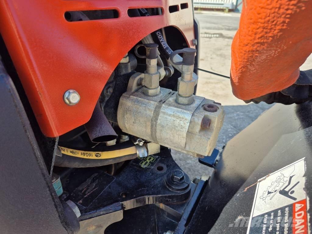 Ditch Witch R300 Koparki łańcuchowe