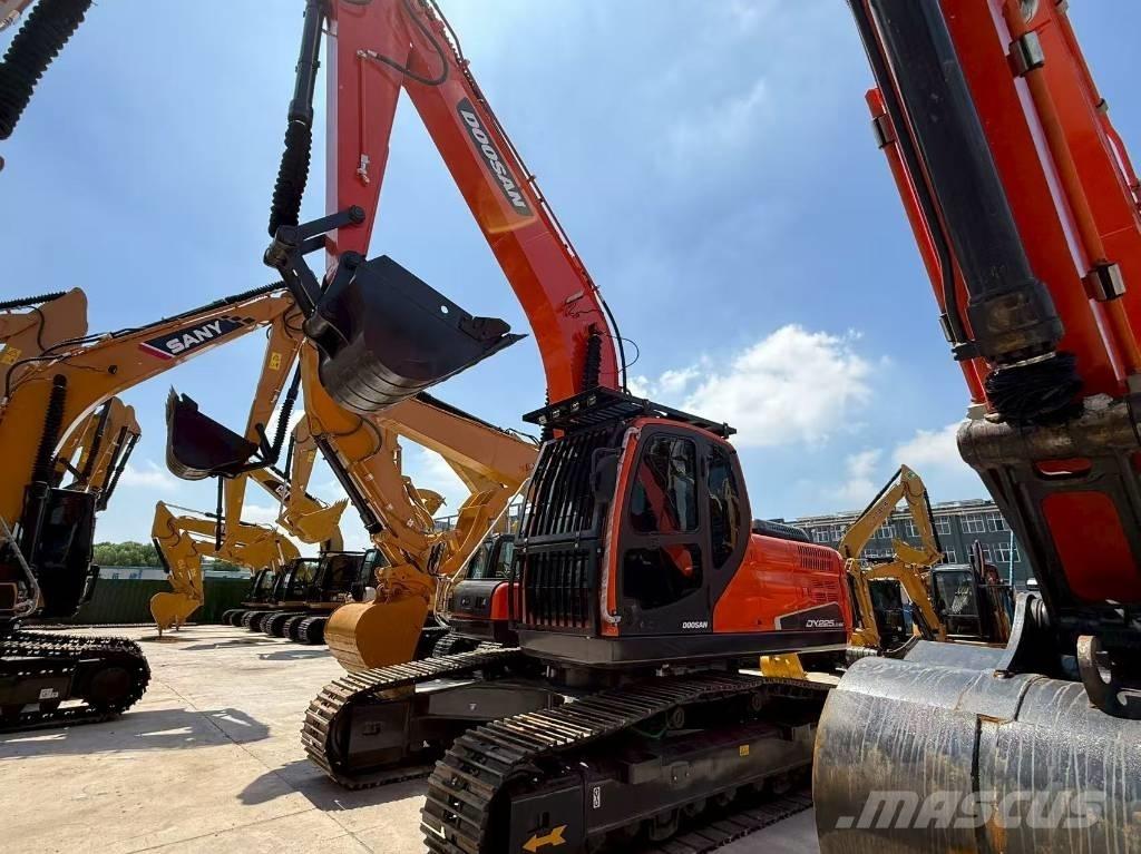 Doosan DX 225 Koparki gąsienicowe