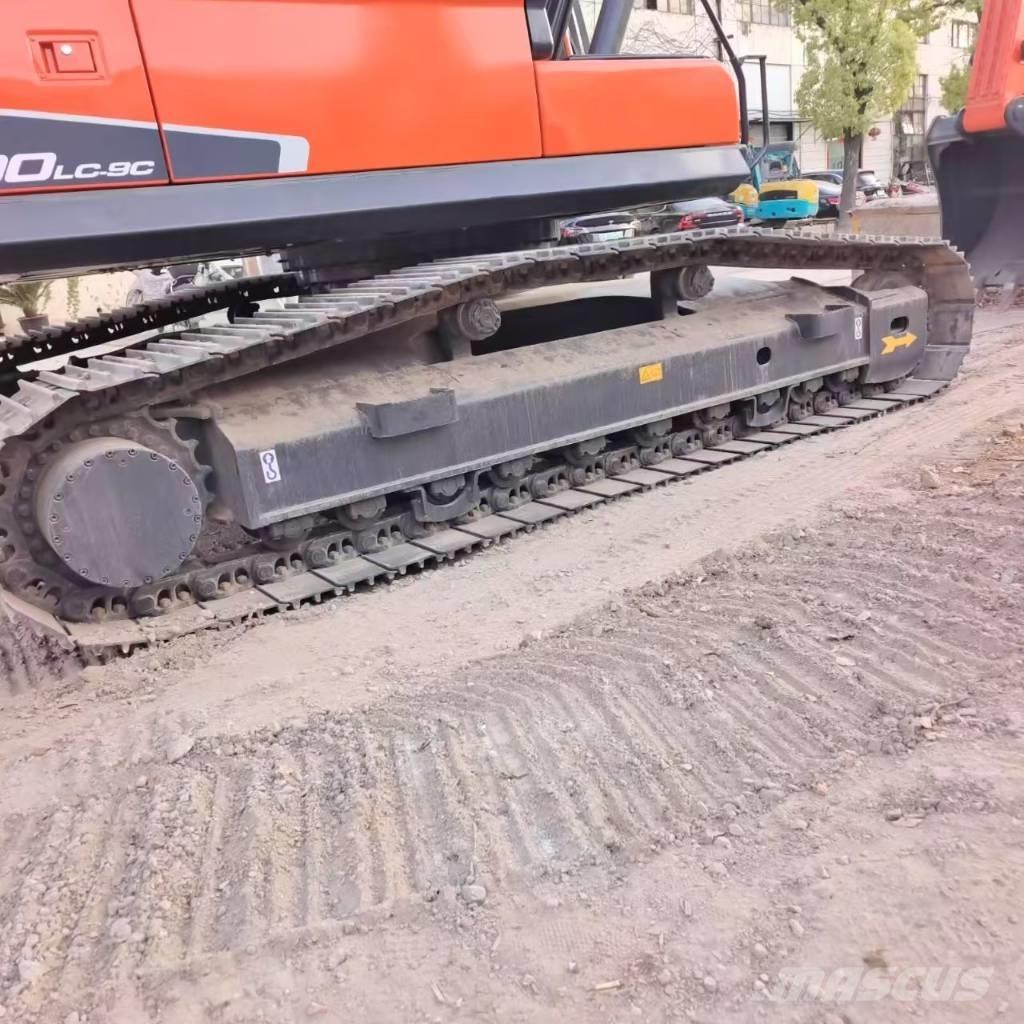 Doosan DX 300 LC Koparki gąsienicowe