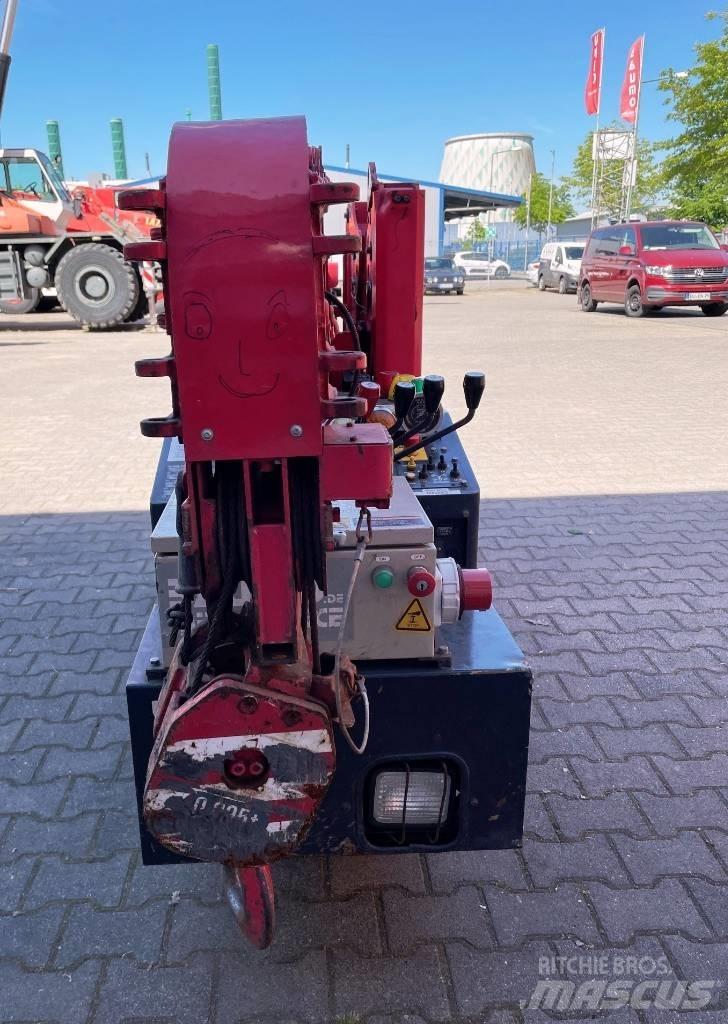 Unic URW-095 Mini dźwigi