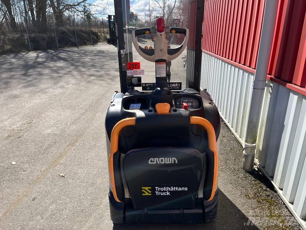 Crown ETi40001,2 Wózki widłowe unoszące z dyszlem