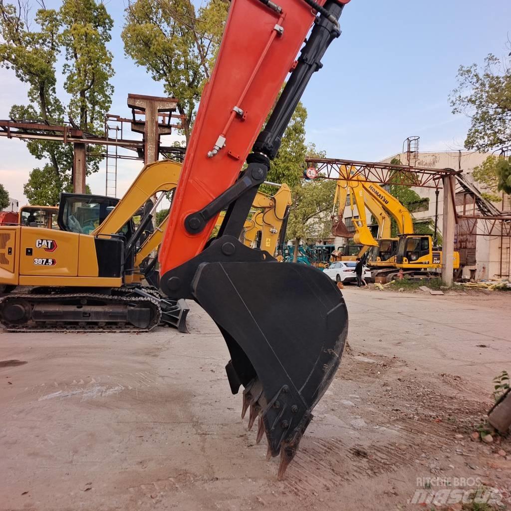 Doosan DX 300 LC Koparki gąsienicowe