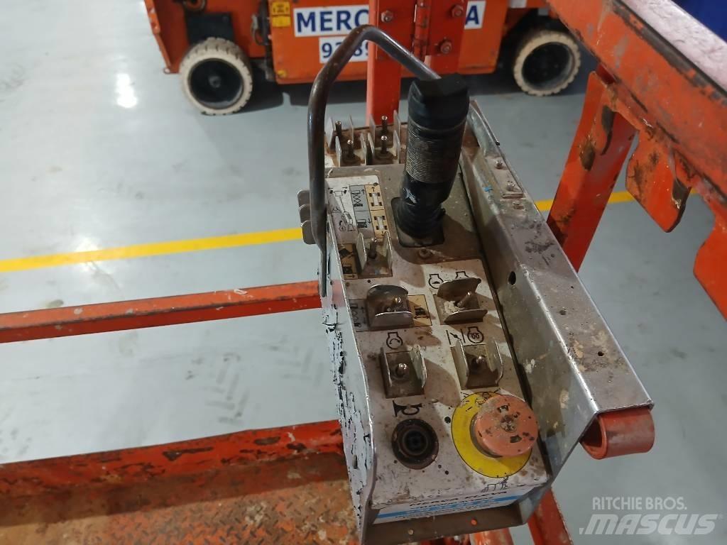 SkyJack SJ 6826 RT Podnośniki nożycowe