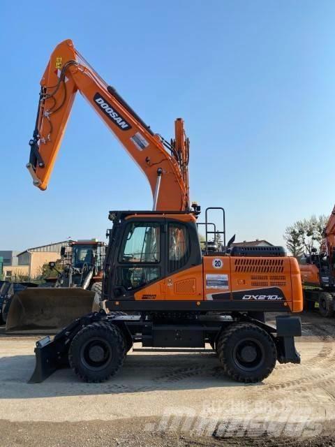 Doosan DX 210 W Koparki kołowe