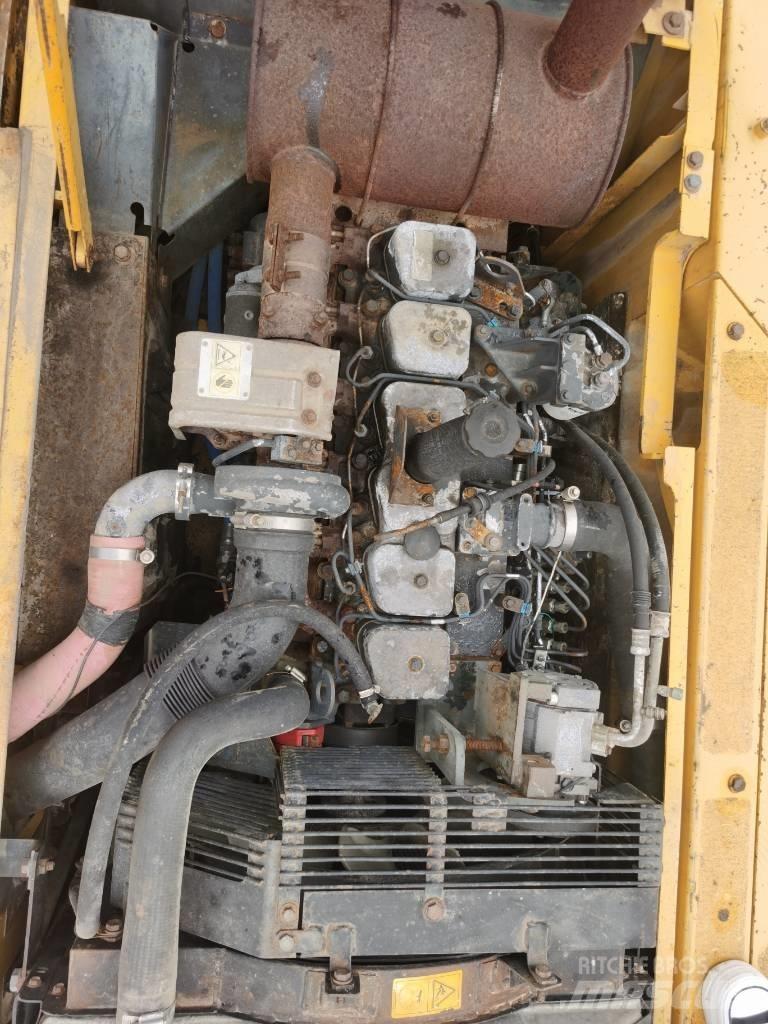Komatsu PC 200-7 Koparki gąsienicowe