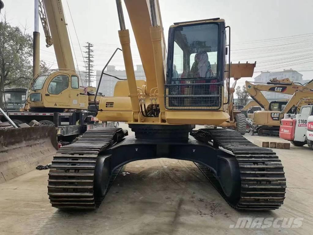 Komatsu PC 300 Koparki gąsienicowe
