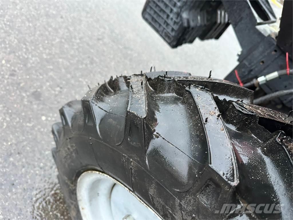 Belarus MTS 320 Ciągniki rolnicze