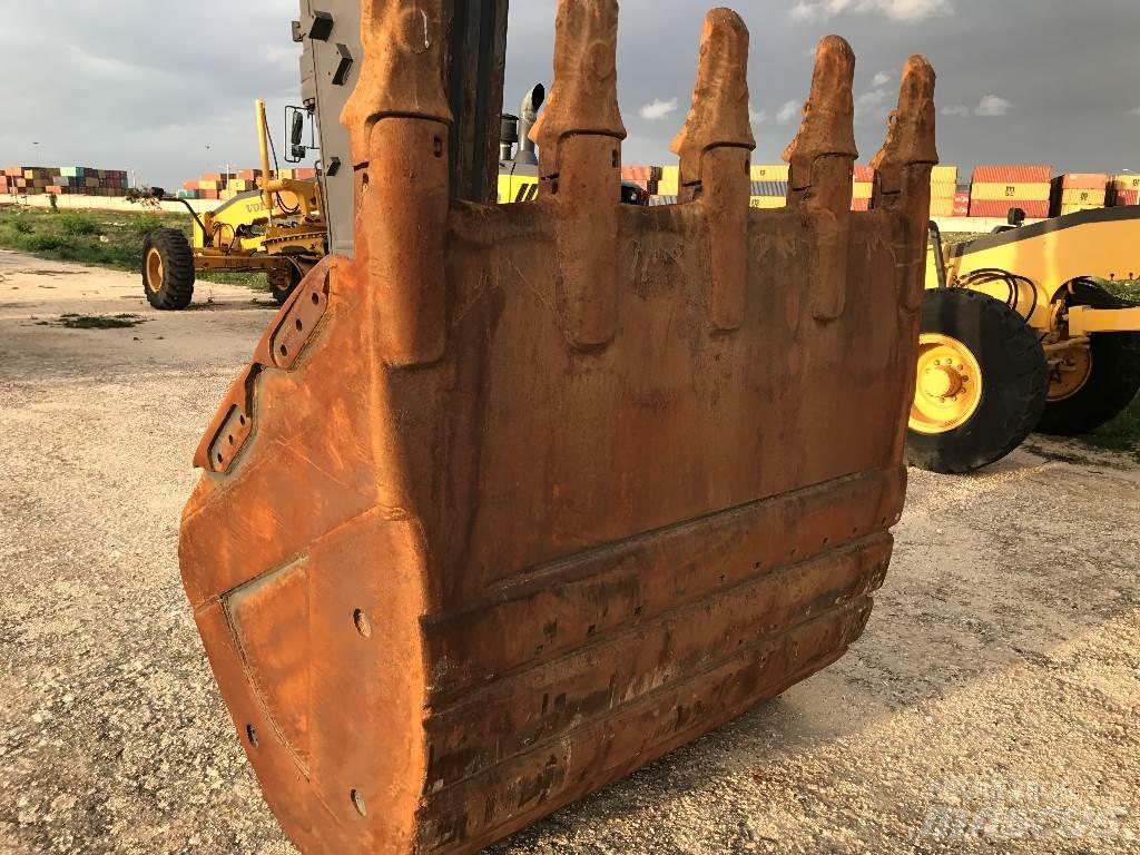 Volvo EC 460 B LC Koparki gąsienicowe