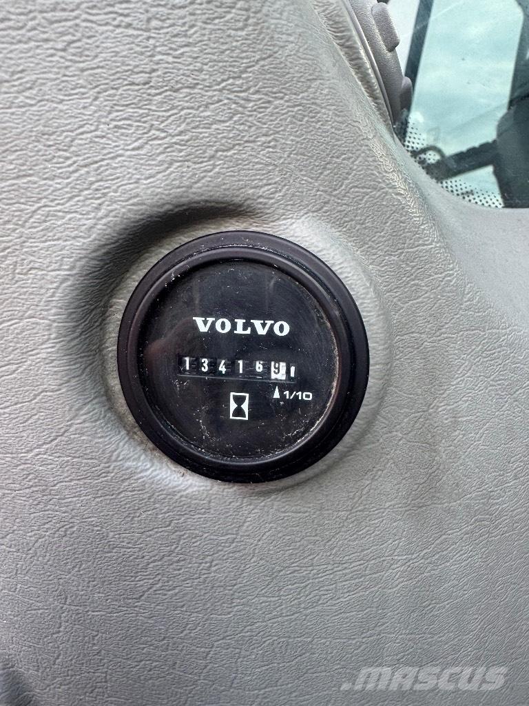 Volvo EC 250 EL Koparki gąsienicowe