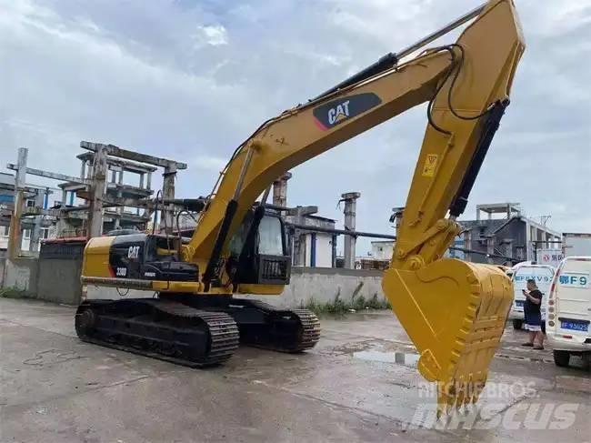 CAT 330D Koparki gąsienicowe
