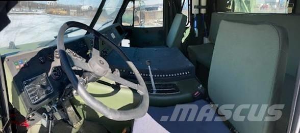 Oshkosh M1070 Ciągniki siodłowe