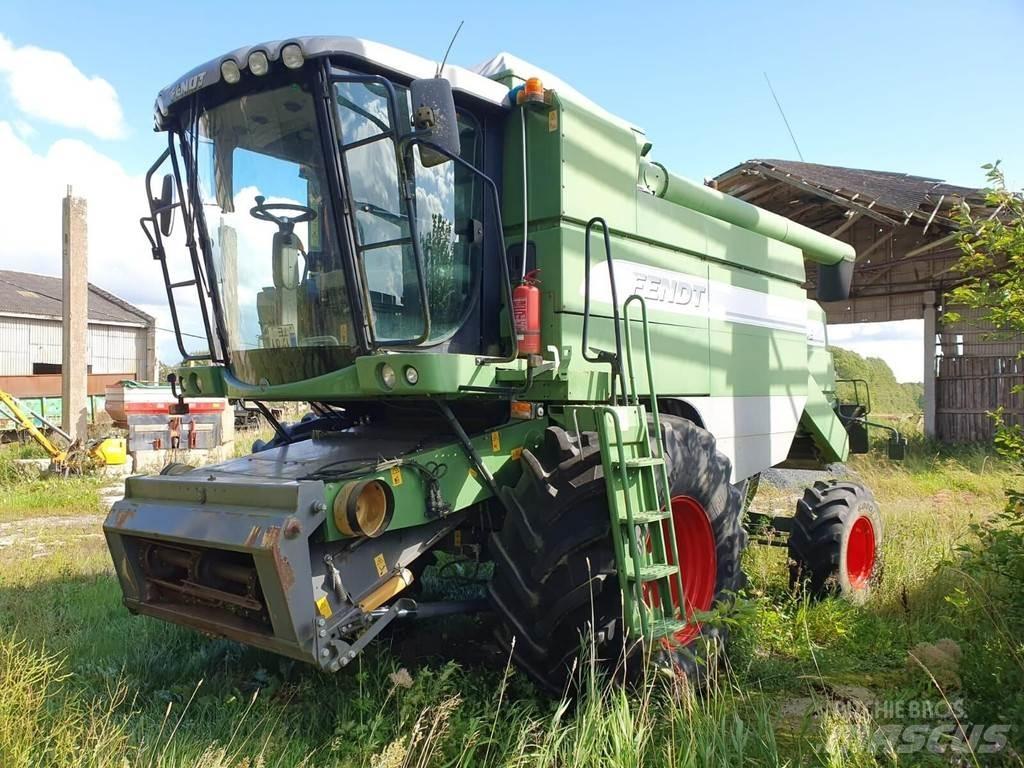 Fendt 5220 E Kombajny zbożowe