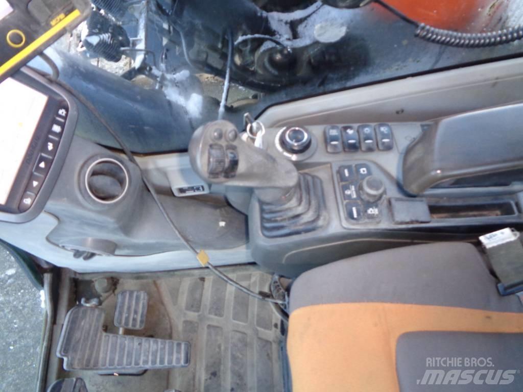 Doosan DX 235 Koparki gąsienicowe