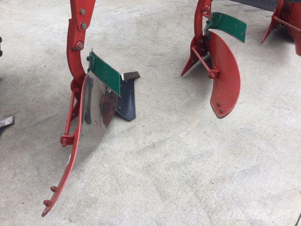 Kverneland LS100 Pługi