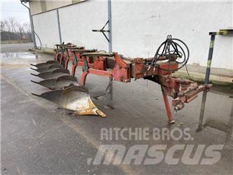 Kverneland plow Pługi