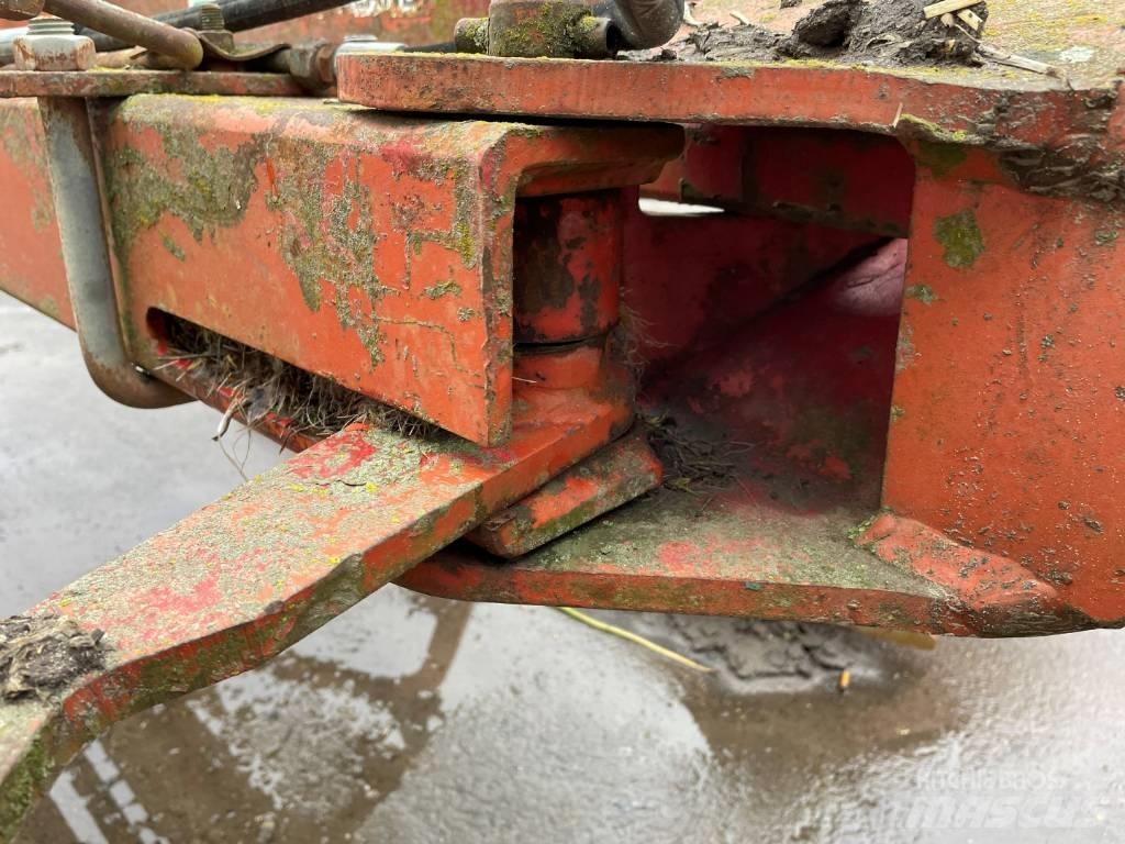 Kverneland plow Pługi