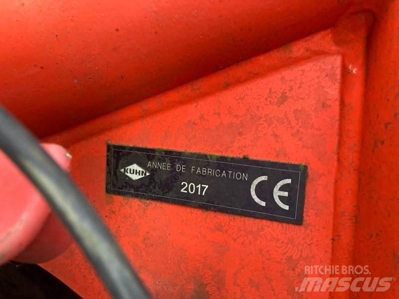Kuhn FC 8830 D Kosiarki ze wstępną obróbka paszy