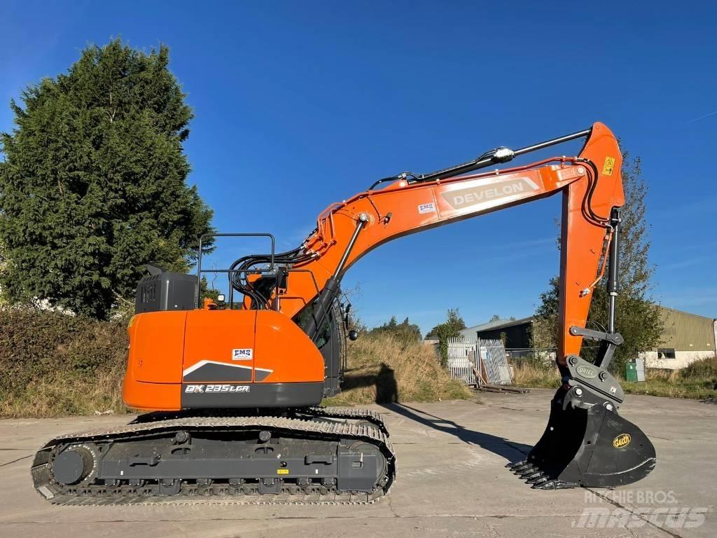 Doosan DX 235 LCR Koparki gąsienicowe