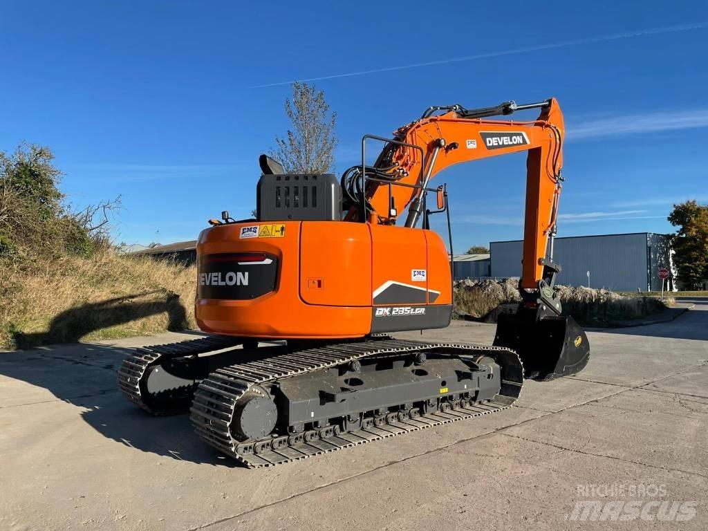 Doosan DX 235 LCR Koparki gąsienicowe