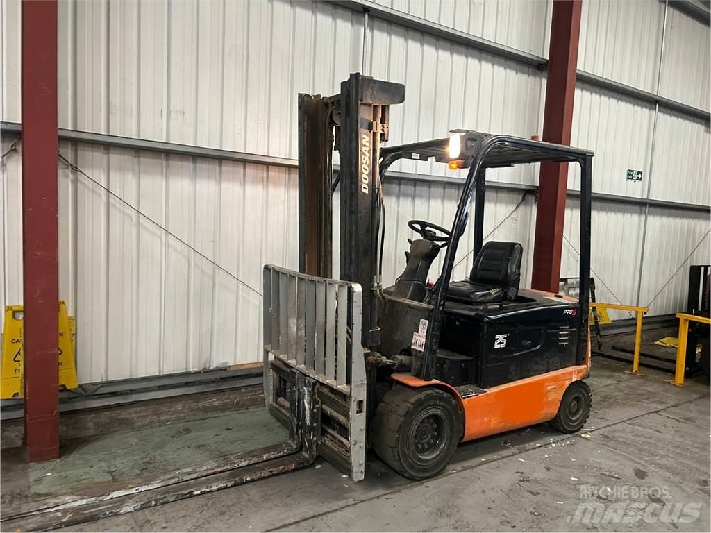 Doosan B25X-5 Wózki elektryczne