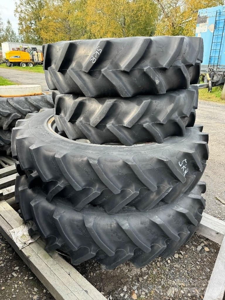 Goodyear 13.6R38 Opony, koła i felgi