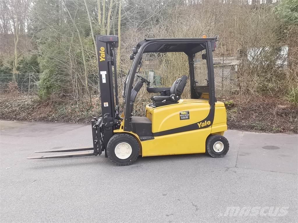 Yale ERP30VL Wózki elektryczne