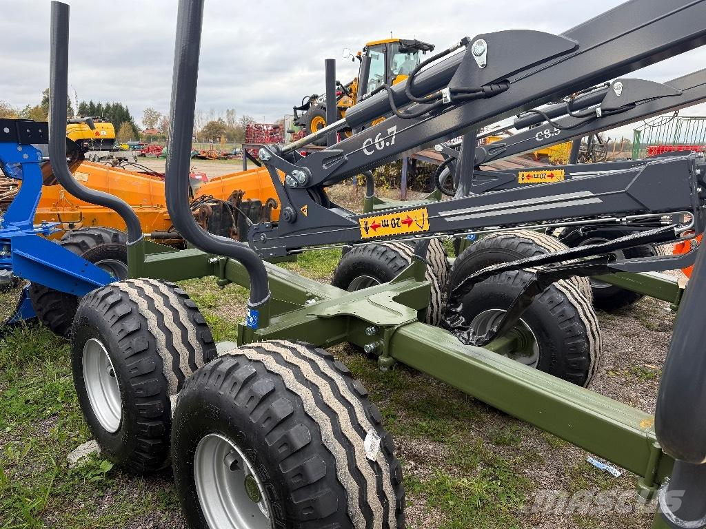 Farma T9 DS 6,7 kran Przyczepy leśne