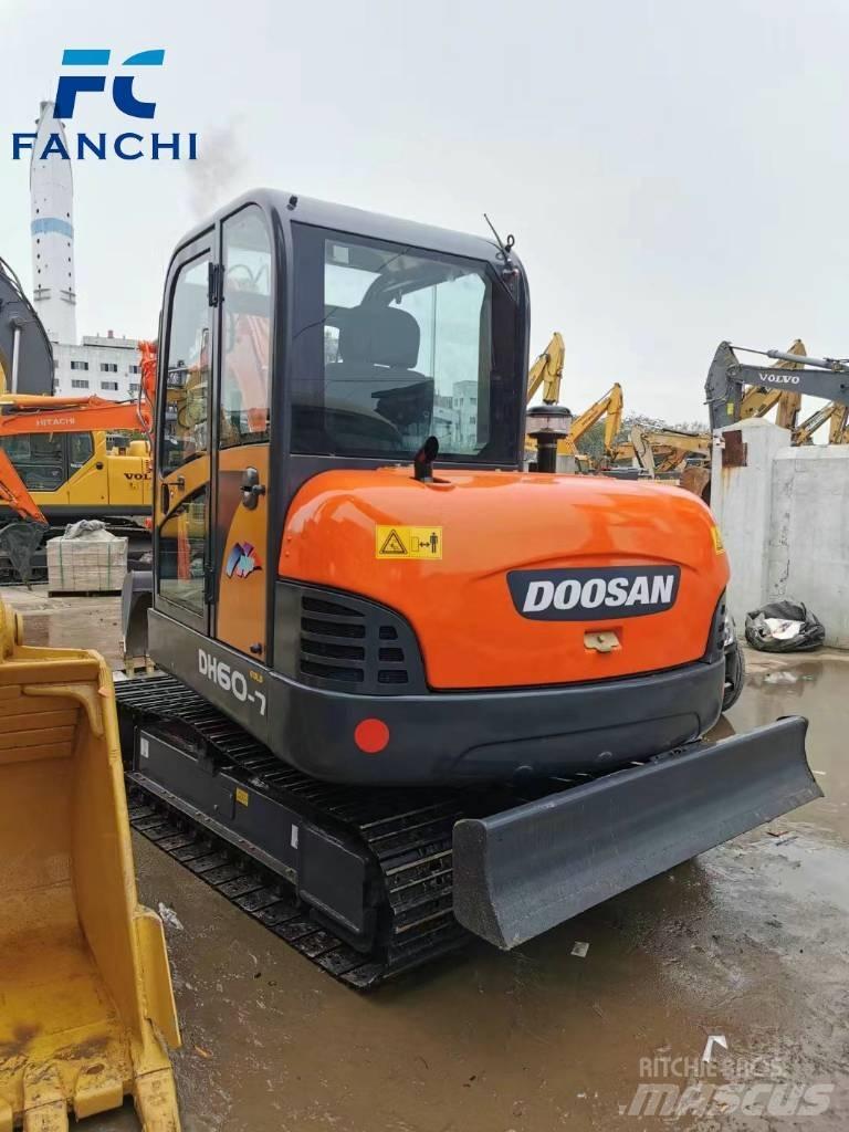 Doosan DH 60-7 Minikoparki