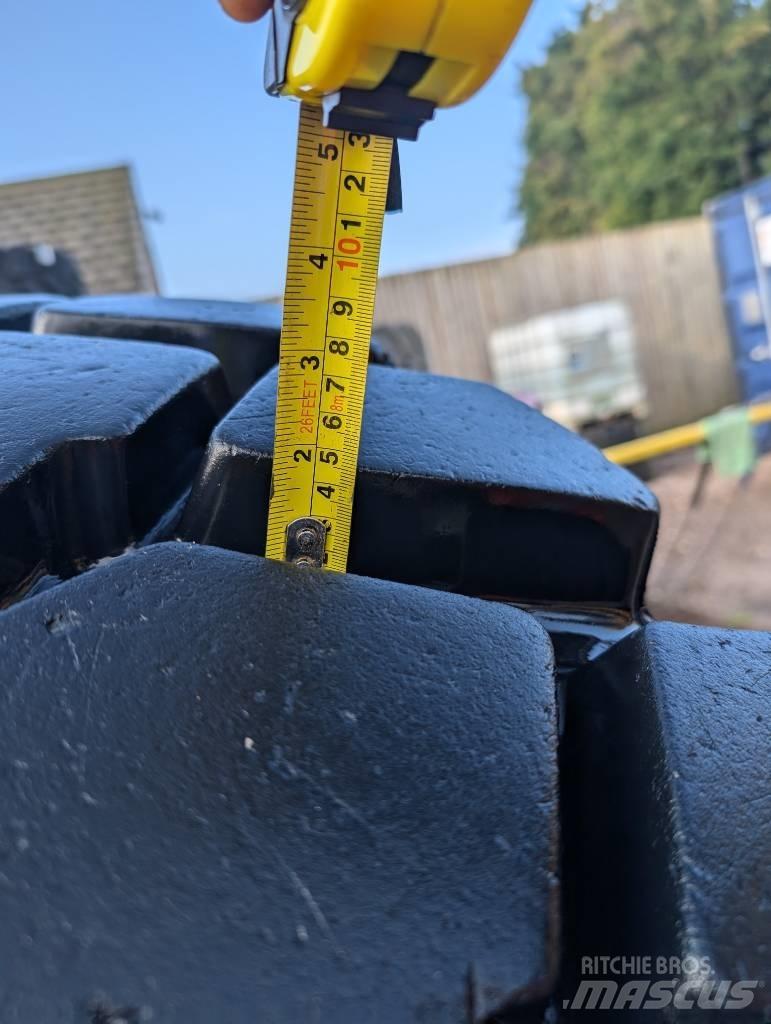 Bridgestone VLTS Opony, koła i felgi