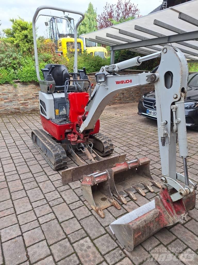 Takeuchi TB 210 R Minikoparki