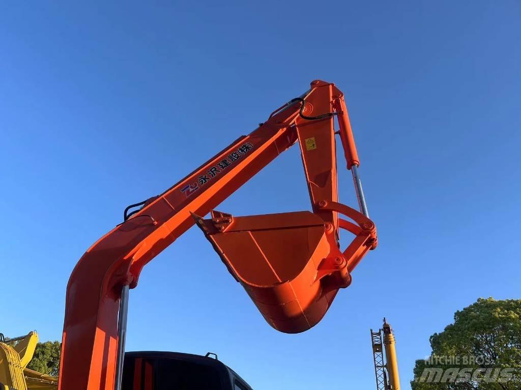 Hitachi ZX70 Koparki gąsienicowe