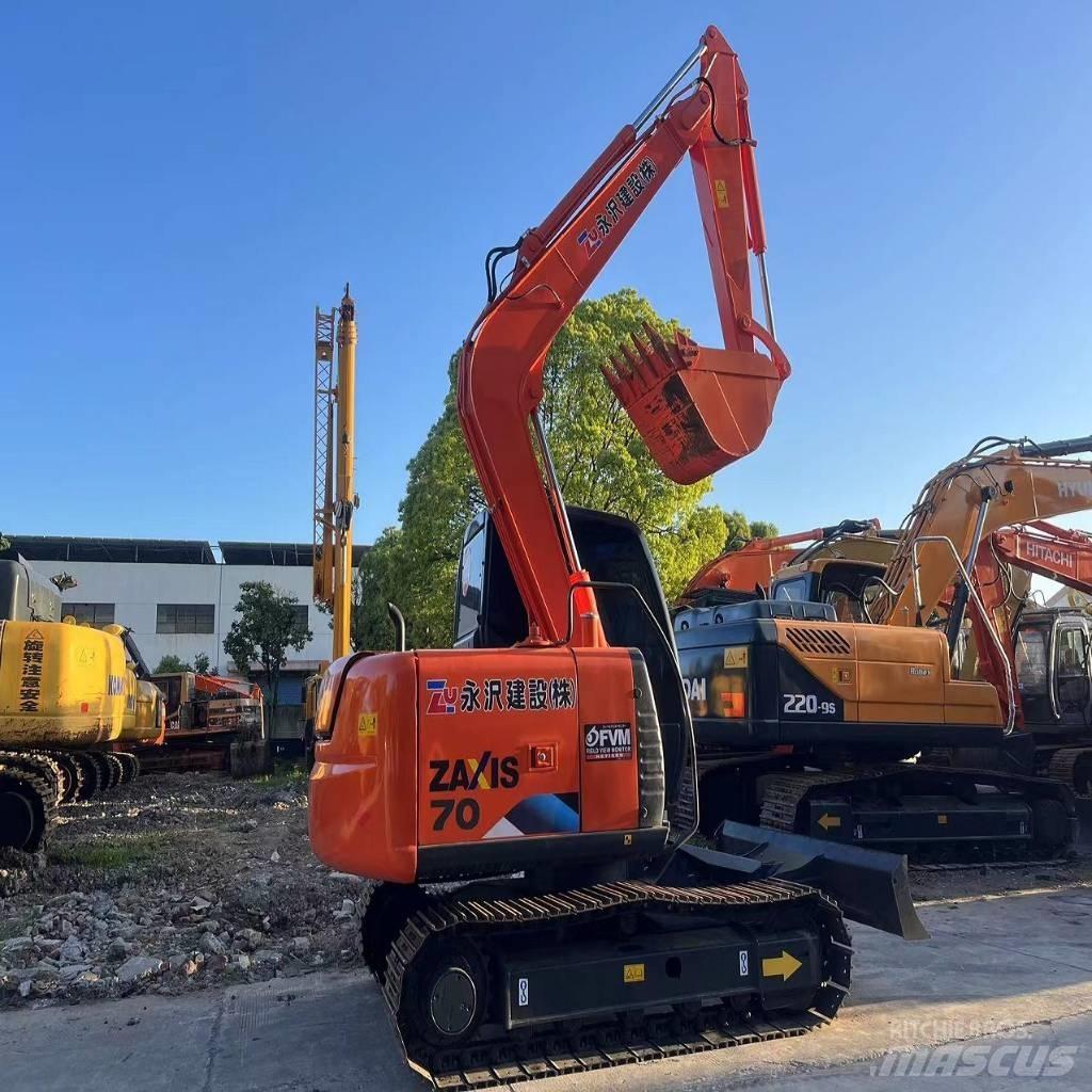 Hitachi ZX70 Koparki gąsienicowe