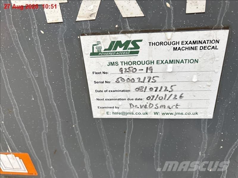 SkyJack SJ 9250 RT Podnośniki nożycowe