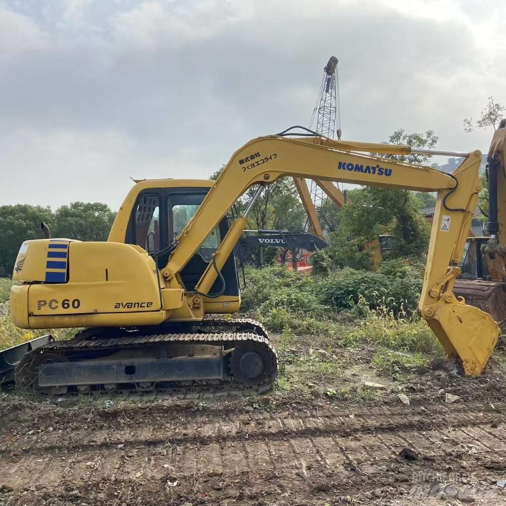 Komatsu PC 60 Koparki gąsienicowe