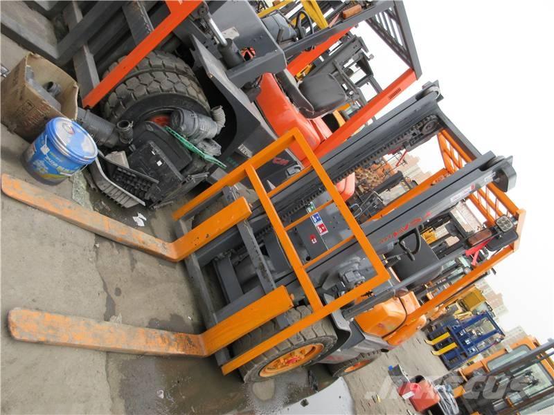 TCM FD 30 Wózki Diesla